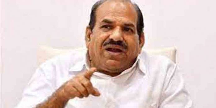 കലാപമുണ്ടാക്കാനുള്ള ആസൂത്രണത്തിന്റെ ഭാഗമാണ് പാലക്കാട് കൊലപാതകങ്ങളെന്ന് കോടിയേരി കലാപമുണ്ടാക്കാനുള്ള ആസൂത്രണത്തിന്റെ ഭാഗമാണ് പാലക്കാട് കൊലപാതകങ്ങളെന്ന് കോടിയേരി