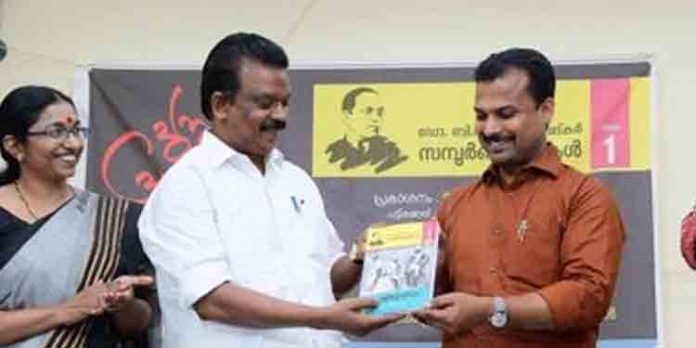 സമൂഹത്തിലെ ജാതിബോധം ഇല്ലാതാക്കാൻ സാമൂഹികവിപ്ലവം അനിവാര്യം ; കെ. രാധാകൃഷ്ണന് സമൂഹത്തിലെ ജാതിബോധം ഇല്ലാതാക്കാൻ സാമൂഹികവിപ്ലവം അനിവാര്യം ; കെ. രാധാകൃഷ്ണന്