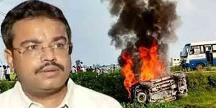 ലഖിംപൂര് ഖേരി കൂട്ടക്കൊല കേസിലെ പ്രതിയായ ആശിഷ് മിശ്രയുടെ ജാമ്യം റദ്ദാക്കി ലഖിംപൂര് ഖേരി കൂട്ടക്കൊല കേസിലെ പ്രതിയായ ആശിഷ് മിശ്രയുടെ ജാമ്യം റദ്ദാക്കി