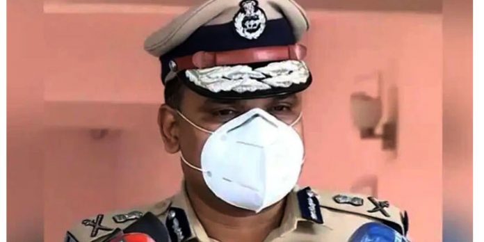 ആര്.എസ്.എസ് പ്രവര്ത്തകരുടെ അറസ്റ്റ് രേഖപ്പെടുത്തി ആര്.എസ്.എസ് പ്രവര്ത്തകരുടെ അറസ്റ്റ് രേഖപ്പെടുത്തി