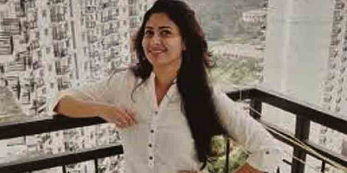 ലക്ഷ ദ്വീപ് കളക്ടര് എസ്.അസ്കര് അലിയെ സ്ഥലംമാറ്റിയത് സ്വാഗതം ചെയ്ത് ഐഷ സുല്ത്താന ലക്ഷ ദ്വീപ് കളക്ടര് എസ്.അസ്കര് അലിയെ സ്ഥലംമാറ്റിയത് സ്വാഗതം ചെയ്ത് ഐഷ സുല്ത്താന