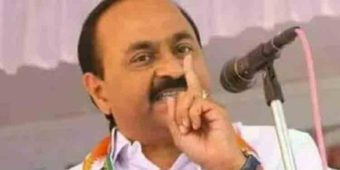കോണ്ഗ്രസ് പ്രവര്ത്തകരെ പോലീസ് മര്ദിച്ച സംഭവത്തില് രൂക്ഷ പ്രതികരണവുമായി പ്രതിപക്ഷ നേതാവ് വി.ഡി.സതീശന് കോണ്ഗ്രസ് പ്രവര്ത്തകരെ പോലീസ് മര്ദിച്ച സംഭവത്തില് രൂക്ഷ പ്രതികരണവുമായി പ്രതിപക്ഷ നേതാവ് വി.ഡി.സതീശന്