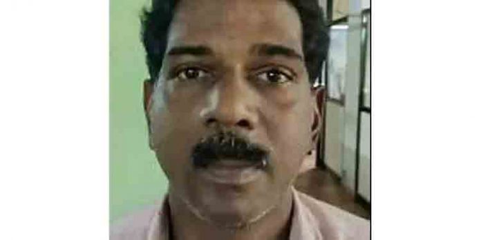 ബിവറേജസ് ഔട്ട്ലറ്റില് നിന്ന് മൂന്നുതവണ മദ്യം മോഷ്ടിച്ചു ; നാലാമത്തെ പ്രാവശ്യം പിടിയില് ബിവറേജസ് ഔട്ട്ലറ്റില് നിന്ന് മൂന്നുതവണ മദ്യം മോഷ്ടിച്ചു ; നാലാമത്തെ പ്രാവശ്യം പിടിയില്