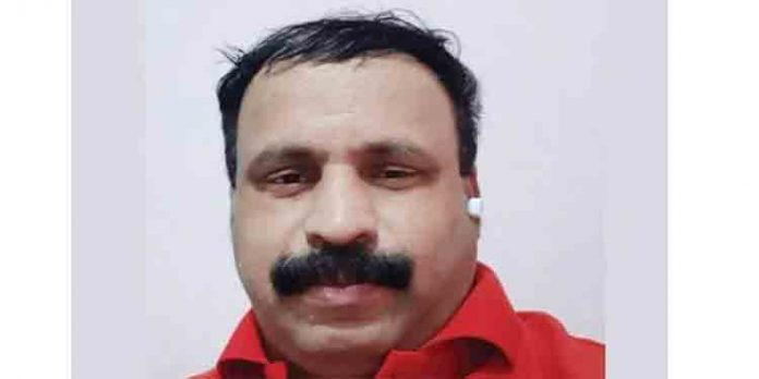 സൗഹൃദം നടിച്ച് ലോഡ്ജിലെത്തിച്ചു ; യുവതി കുളിമുറിയില് കയറിയ തക്കത്തിന് ആഭരണങ്ങളുമായി കടന്നു – പിടിയില് സൗഹൃദം നടിച്ച് ലോഡ്ജിലെത്തിച്ചു ; യുവതി കുളിമുറിയില് കയറിയ തക്കത്തിന് ആഭരണങ്ങളുമായി കടന്നു – പിടിയില്