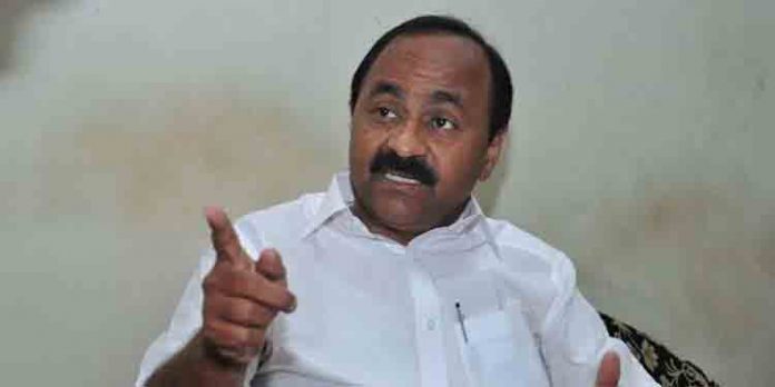 പിന്നില് രാഷ്ട്രീയക്കളി ; പാനലില് മാറ്റം വരുത്തിയതിനെതിരെ രൂക്ഷവിമര്ശനവുമായി പ്രതിപക്ഷ നേതാവ് വി.ഡി സതീശന് രംഗത്ത് പിന്നില് രാഷ്ട്രീയക്കളി ; പാനലില് മാറ്റം വരുത്തിയതിനെതിരെ രൂക്ഷവിമര്ശനവുമായി പ്രതിപക്ഷ നേതാവ് വി.ഡി സതീശന് രംഗത്ത്