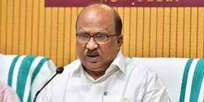താന് ഇപ്പോഴും കോണ്ഗ്രസ് വീട്ടില് തന്നെയാണ് ; കോടിയേരി ബാലകൃഷ്ണന് മറുപടിയുമായി കെ.വി.തോമസ് താന് ഇപ്പോഴും കോണ്ഗ്രസ് വീട്ടില് തന്നെയാണ് ; കോടിയേരി ബാലകൃഷ്ണന് മറുപടിയുമായി കെ.വി.തോമസ്