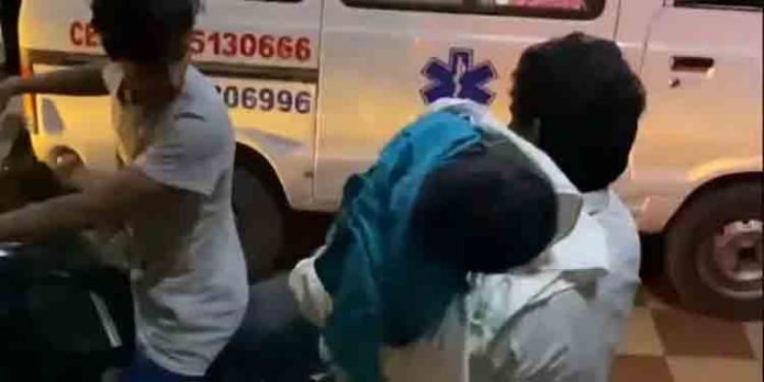 മകന്റെ മൃതദേഹവുമായി അച്ഛന് ബൈക്കില് യാത്ര ചെയ്തത് തൊണ്ണൂറ് കിലോമീറ്റര് മകന്റെ മൃതദേഹവുമായി അച്ഛന് ബൈക്കില് യാത്ര ചെയ്തത് തൊണ്ണൂറ് കിലോമീറ്റര്