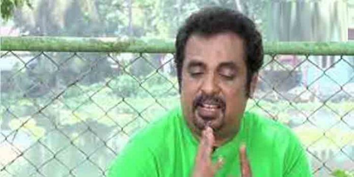 നടിയെ ആക്രമിച്ച കേസില് അന്വേഷണം അട്ടിമറിക്കാനുള്ള നീക്കം ; നടന് രവീന്ദ്രന് ഉപവാസം സമരം നടത്താനൊരുങ്ങുന്നു നടിയെ ആക്രമിച്ച കേസില് അന്വേഷണം അട്ടിമറിക്കാനുള്ള നീക്കം ; നടന് രവീന്ദ്രന് ഉപവാസം സമരം നടത്താനൊരുങ്ങുന്നു