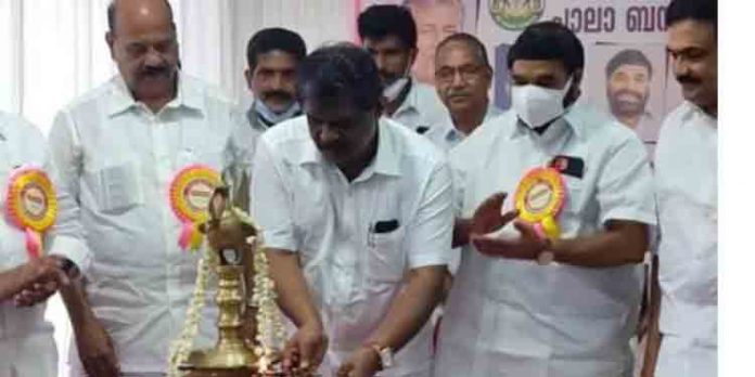 പാലാ കെ.എസ്.ആര്.ടി.സി ബസ് ടെര്മിനല് കം ഷോപ്പിങ് കോംപ്ലക്സ് ഉദ്ഘാടനം പാലാ കെ.എസ്.ആര്.ടി.സി ബസ് ടെര്മിനല് കം ഷോപ്പിങ് കോംപ്ലക്സ് ഉദ്ഘാടനം