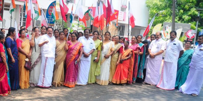 ‘അച്ഛാ ദിൻ’ എന്ന മോഹനവാഗ്ദാനം നൽകി അധികാരത്തിൽ വന്നവർ, ഇന്ന് ജനങ്ങൾക്ക് നൽകുന്നത് ദുർദിനങ്ങൾ ; സ്റ്റീഫൻ ജോർജ്ജ് ‘അച്ഛാ ദിൻ’ എന്ന മോഹനവാഗ്ദാനം നൽകി അധികാരത്തിൽ വന്നവർ, ഇന്ന് ജനങ്ങൾക്ക് നൽകുന്നത് ദുർദിനങ്ങൾ ; സ്റ്റീഫൻ ജോർജ്ജ്