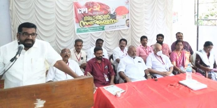 പെരുനാട്ടില് മുടങ്ങി കിടക്കുന്ന സിവില് സ്റ്റേഷന്റെ നിര്മ്മാണം ഉടന് പുനരാരംഭിക്കണം ; സി.പി.ഐ പെരുനാട്ടില് മുടങ്ങി കിടക്കുന്ന സിവില് സ്റ്റേഷന്റെ നിര്മ്മാണം ഉടന് പുനരാരംഭിക്കണം ; സി.പി.ഐ