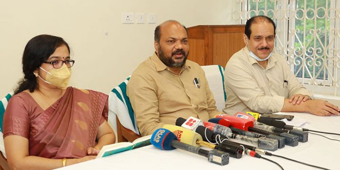 ജില്ലയില് സ്വകാര്യ നിക്ഷേപ പാര്ക്ക് ഉടന് ആരംഭിക്കും : മന്ത്രി പി. രാജീവ് ജില്ലയില് സ്വകാര്യ നിക്ഷേപ പാര്ക്ക് ഉടന് ആരംഭിക്കും : മന്ത്രി പി. രാജീവ്
