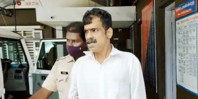 സംശയരോഗത്തെ തുടര്ന്ന് ഭാര്യയെ വെട്ടി ; ഭര്ത്താവ് അറസ്റ്റില് സംശയരോഗത്തെ തുടര്ന്ന് ഭാര്യയെ വെട്ടി ; ഭര്ത്താവ് അറസ്റ്റില്