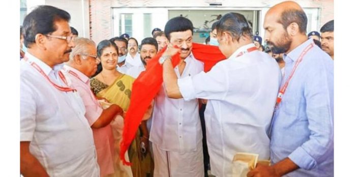 സിപിഐ എം സെമിനാർ ; സ്റ്റാലിൻ കണ്ണൂരിലെത്തി – ഉജ്ജ്വല സ്വീകരണം സിപിഐ എം സെമിനാർ ; സ്റ്റാലിൻ കണ്ണൂരിലെത്തി – ഉജ്ജ്വല സ്വീകരണം