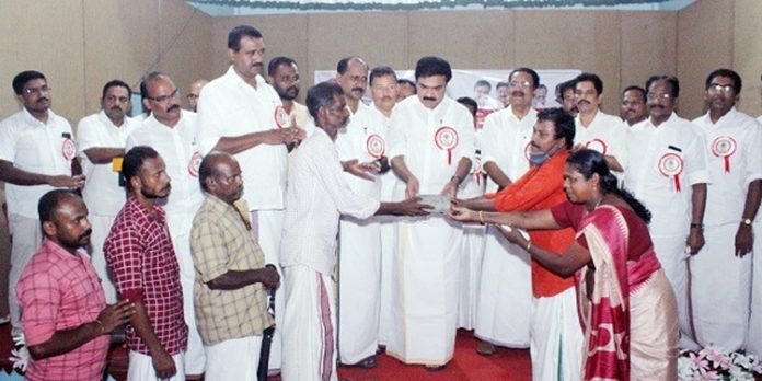 കെ.എം.മാണി കാരുണ്യ ഭവനങ്ങളുടെ ശിലാസ്ഥാപനം നടത്തി കെ.എം.മാണി കാരുണ്യ ഭവനങ്ങളുടെ ശിലാസ്ഥാപനം നടത്തി