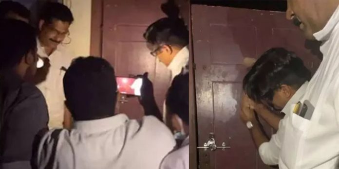 ജപ്തി നടപടിക്കെതിരെ എംഎൽഎ ; പൂട്ട് പൊളിച്ച് വീട്ടുകാരെ അകത്തു കയറ്റി മാത്യു കുഴൽനാടൻ ജപ്തി നടപടിക്കെതിരെ എംഎൽഎ ; പൂട്ട് പൊളിച്ച് വീട്ടുകാരെ അകത്തു കയറ്റി മാത്യു കുഴൽനാടൻ