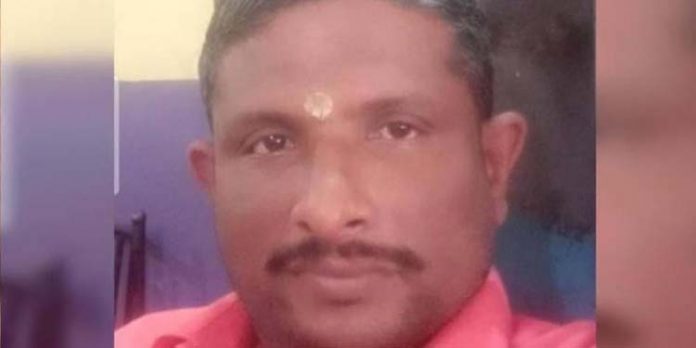പാലക്കാട്ട് കൊലക്കത്തി താഴെവെയ്ക്കുന്നില്ല ; ആര്എസ്എസ് നേതാവിന് വെട്ടേറ്റതിന് പിന്നില് എസ്ഡിപിഐയെന്ന് ബിജെപി പാലക്കാട്ട് കൊലക്കത്തി താഴെവെയ്ക്കുന്നില്ല ; ആര്എസ്എസ് നേതാവിന് വെട്ടേറ്റതിന് പിന്നില് എസ്ഡിപിഐയെന്ന് ബിജെപി