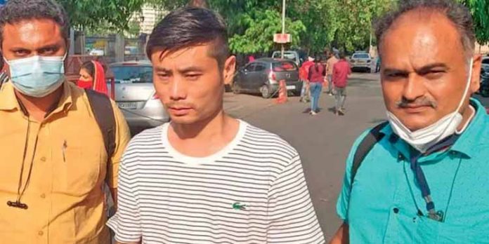 അമേരിക്കന് വനിത എന്നപേരില് ഓണ്ലൈൻ തട്ടിപ്പ് ; നഷ്ടമായത് 1.6 കോടി രൂപ അമേരിക്കന് വനിത എന്നപേരില് ഓണ്ലൈൻ തട്ടിപ്പ് ; നഷ്ടമായത് 1.6 കോടി രൂപ