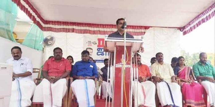 ‘കെ – റെയിൽ വരണം കേരളം വളരണം’ ഡിവൈഎഫ്ഐ ജനസഭ ‘കെ – റെയിൽ വരണം കേരളം വളരണം’ ഡിവൈഎഫ്ഐ ജനസഭ