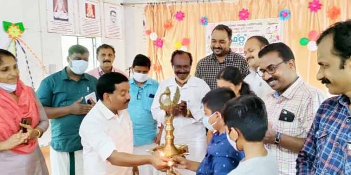 ക്രാഫ്റ്റ് ക്യാമ്പിന് റാന്നി വൈക്കം ഗവ.യു.പി സ്കൂളില് തുടക്കം ക്രാഫ്റ്റ് ക്യാമ്പിന് റാന്നി വൈക്കം ഗവ.യു.പി സ്കൂളില് തുടക്കം