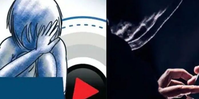 കുട്ടികളുടെ നഗ്ന ദൃശ്യങ്ങൾ വ്യാപകമായി പ്രചരിക്കുന്നു ; ഓപ്പറേഷൻ പി ഹണ്ടിന്റെ പേരിൽ വ്യാപക റെയ്ഡ് കുട്ടികളുടെ നഗ്ന ദൃശ്യങ്ങൾ വ്യാപകമായി പ്രചരിക്കുന്നു ; ഓപ്പറേഷൻ പി ഹണ്ടിന്റെ പേരിൽ വ്യാപക റെയ്ഡ്