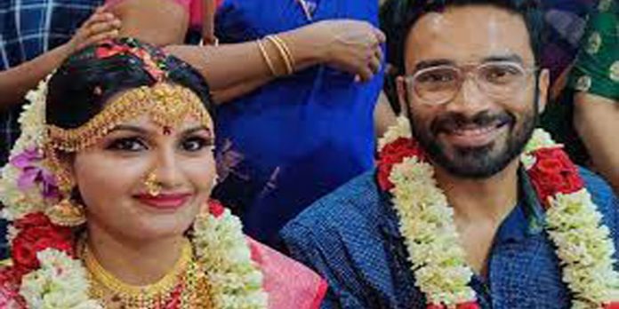 ഡോ.ശ്രീറാം വെങ്കിട്ടരാമനും ഡോ.രേണു രാജുവും വിവാഹിതരായി ഡോ.ശ്രീറാം വെങ്കിട്ടരാമനും ഡോ.രേണു രാജുവും വിവാഹിതരായി