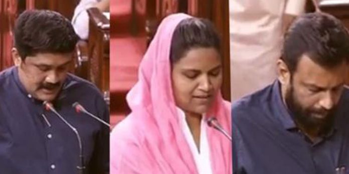 കേരളത്തിൽ നിന്നുള്ള രാജ്യസഭാംഗങ്ങൾ സത്യപ്രതിജ്ഞ ചെയ്തു കേരളത്തിൽ നിന്നുള്ള രാജ്യസഭാംഗങ്ങൾ സത്യപ്രതിജ്ഞ ചെയ്തു