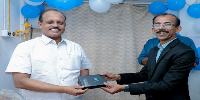 ഉമിനീരില് നിന്ന് ജനിതക മാറ്റങ്ങള് കണ്ടെത്താം ; വീറൂട്ട്സ് എപ്ലിമോ ഇനി കാസര്ഗോട്ടും ഉമിനീരില് നിന്ന് ജനിതക മാറ്റങ്ങള് കണ്ടെത്താം ; വീറൂട്ട്സ് എപ്ലിമോ ഇനി കാസര്ഗോട്ടും