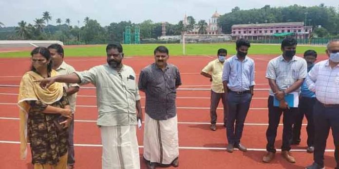 കൊടുമണ് സ്റ്റേഡിയം നടത്തിപ്പ് പഞ്ചായത്തിനു കൈമാറാന് നടപടി തുടങ്ങി കൊടുമണ് സ്റ്റേഡിയം നടത്തിപ്പ് പഞ്ചായത്തിനു കൈമാറാന് നടപടി തുടങ്ങി