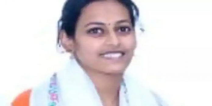 ലിതാരയുടെ മരണത്തില് കോച്ചിനെതിരേ പരാതി ; ഒറ്റയ്ക്ക് പരിശീലനത്തിന് എത്താന് നിര്ബന്ധിച്ചു ലിതാരയുടെ മരണത്തില് കോച്ചിനെതിരേ പരാതി ; ഒറ്റയ്ക്ക് പരിശീലനത്തിന് എത്താന് നിര്ബന്ധിച്ചു