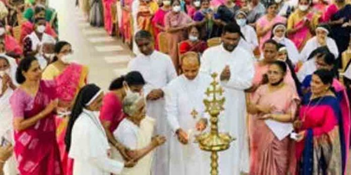 മാതാക്കള് കുടുംബങ്ങളുടെ വിളക്കും ശക്തിസ്രോതസ്സുo : ബിഷപ് മാര് ജോസ് പുളിക്കല് മാതാക്കള് കുടുംബങ്ങളുടെ വിളക്കും ശക്തിസ്രോതസ്സുo : ബിഷപ് മാര് ജോസ് പുളിക്കല്
