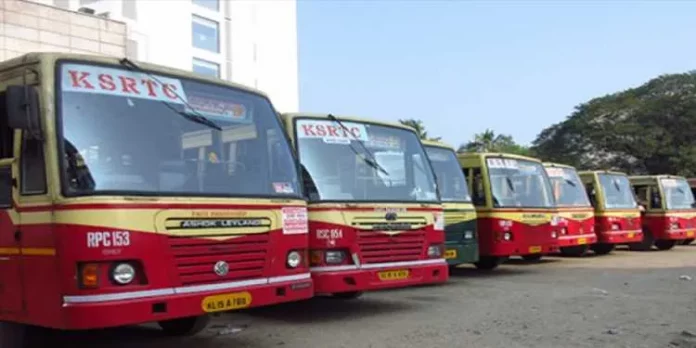 കെഎസ്ആര്ടിസി പ്രതിസന്ധി ; കഴിഞ്ഞ മാസത്തെ ശമ്പളം നാളെയോടെ വിതരണം ചെയ്യുമെന്ന് മാനേജ്മെന്റ് കെഎസ്ആര്ടിസി പ്രതിസന്ധി ; കഴിഞ്ഞ മാസത്തെ ശമ്പളം നാളെയോടെ വിതരണം ചെയ്യുമെന്ന് മാനേജ്മെന്റ്