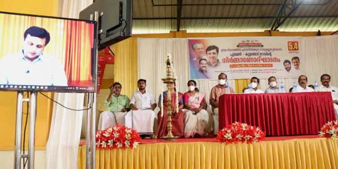 സമയബന്ധിതമായി ഉന്നത നിലവാരത്തില് റോഡുകളുടെ നവീകരണം പൂര്ത്തിയാക്കും : മന്ത്രി പി.എ മുഹമ്മദ് റിയാസ് സമയബന്ധിതമായി ഉന്നത നിലവാരത്തില് റോഡുകളുടെ നവീകരണം പൂര്ത്തിയാക്കും : മന്ത്രി പി.എ മുഹമ്മദ് റിയാസ്
