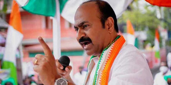 കേരള മോഡലില് അഭിമാനിച്ചിരുന്ന സി.പി.എം നേതാക്കാള് ഇപ്പോള് ഗുജറാത്ത് മോഡലിലാണ് അഭിമാനിക്കുന്നത് ; പ്രതിപക്ഷ നേതാവ് വി.ഡി സതീശന് കേരള മോഡലില് അഭിമാനിച്ചിരുന്ന സി.പി.എം നേതാക്കാള് ഇപ്പോള് ഗുജറാത്ത് മോഡലിലാണ് അഭിമാനിക്കുന്നത് ; പ്രതിപക്ഷ നേതാവ് വി.ഡി സതീശന്