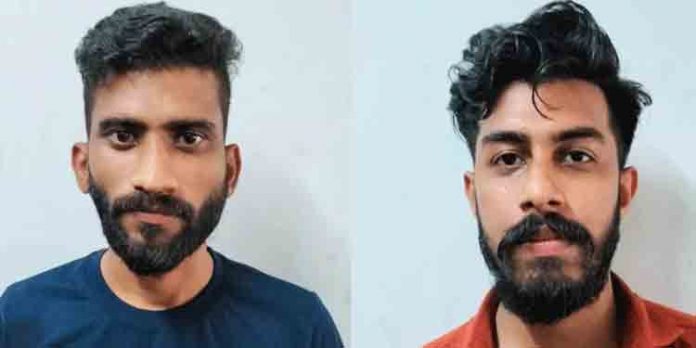 വിവാഹ സംഘത്തിന് നേരെ ബോംബ് എറിഞ്ഞ സംഭവത്തില്, രണ്ട് പ്രതികള് കൂടി അറസ്റ്റിലായി വിവാഹ സംഘത്തിന് നേരെ ബോംബ് എറിഞ്ഞ സംഭവത്തില്, രണ്ട് പ്രതികള് കൂടി അറസ്റ്റിലായി
