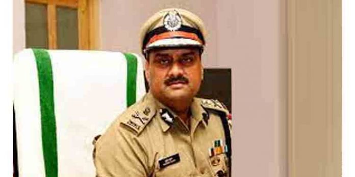 അധികാര ദുര്വിനിയോഗം ലക്ഷങ്ങള് സമ്പാദിച്ച പരാതിയില് ഡിജിപി സുദേഷ് കുമാറിനെതിരെ അന്വേഷണം അധികാര ദുര്വിനിയോഗം ലക്ഷങ്ങള് സമ്പാദിച്ച പരാതിയില് ഡിജിപി സുദേഷ് കുമാറിനെതിരെ അന്വേഷണം