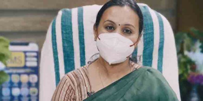 ഷവര്മ ഉണ്ടാക്കുന്നതിന് ഭക്ഷ്യസുരക്ഷാ വകുപ്പ് മാനദണ്ഡം ഏര്പ്പെടുത്തും : മന്ത്രി വീണാ ജോര്ജ് ഷവര്മ ഉണ്ടാക്കുന്നതിന് ഭക്ഷ്യസുരക്ഷാ വകുപ്പ് മാനദണ്ഡം ഏര്പ്പെടുത്തും : മന്ത്രി വീണാ ജോര്ജ്