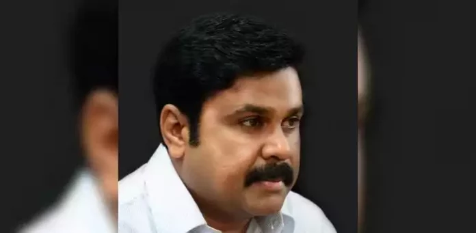 നടിയെ ആക്രമിച്ച കേസിൽ ക്രൈംബ്രാഞ്ച് ഇന്ന് അന്തിമ റിപ്പോർട്ട് സമർപ്പിക്കില്ല നടിയെ ആക്രമിച്ച കേസിൽ ക്രൈംബ്രാഞ്ച് ഇന്ന് അന്തിമ റിപ്പോർട്ട് സമർപ്പിക്കില്ല