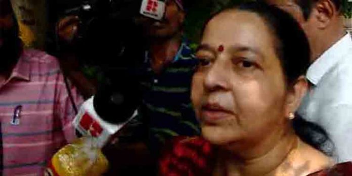 ഉമ തോമസിനെ അംഗീകരിക്കില്ലെന്ന് ജില്ലാ കോണ്ഗ്രസ് കമ്മറ്റി ഉമ തോമസിനെ അംഗീകരിക്കില്ലെന്ന് ജില്ലാ കോണ്ഗ്രസ് കമ്മറ്റി