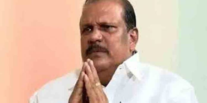 പി സി ജോര്ജിനെതിരേ പോലിസ് ചുമത്തിയത് പ്രോസിക്യൂഷനെ കേള്ക്കാതെതന്നെ ജാമ്യം നല്കാവുന്ന കുറ്റം പി സി ജോര്ജിനെതിരേ പോലിസ് ചുമത്തിയത് പ്രോസിക്യൂഷനെ കേള്ക്കാതെതന്നെ ജാമ്യം നല്കാവുന്ന കുറ്റം