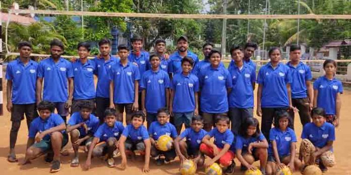 വോളിബോൾ കോച്ചിംഗ് ക്യാമ്പ് സമാപിച്ചു വോളിബോൾ കോച്ചിംഗ് ക്യാമ്പ് സമാപിച്ചു
