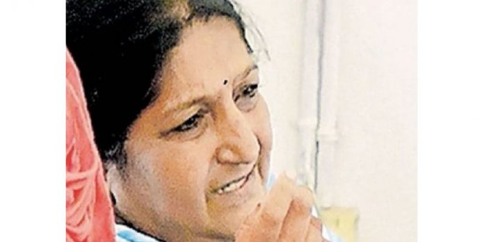 കൈക്കൂലി വാങ്ങുന്നതിനിടെ ചെറുകിട ജലസേചന വിഭാഗം അസിസ്റ്റന്റ് എക്സിക്യൂട്ടീവ് എന്ജിനീയറെ വിജിലന്സ് പിടികൂടി കൈക്കൂലി വാങ്ങുന്നതിനിടെ ചെറുകിട ജലസേചന വിഭാഗം അസിസ്റ്റന്റ് എക്സിക്യൂട്ടീവ് എന്ജിനീയറെ വിജിലന്സ് പിടികൂടി