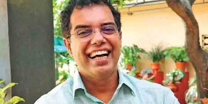 ഭാര്യയോടൊപ്പം ഉംറയ്ക്ക് പോയതിന് താനെന്ത് കമ്മ്യൂണിസ്റ്റാണെന്ന് കോടിയേരി ചോദിച്ചു അബ്ദുള്ളക്കുട്ടി ഭാര്യയോടൊപ്പം ഉംറയ്ക്ക് പോയതിന് താനെന്ത് കമ്മ്യൂണിസ്റ്റാണെന്ന് കോടിയേരി ചോദിച്ചു അബ്ദുള്ളക്കുട്ടി