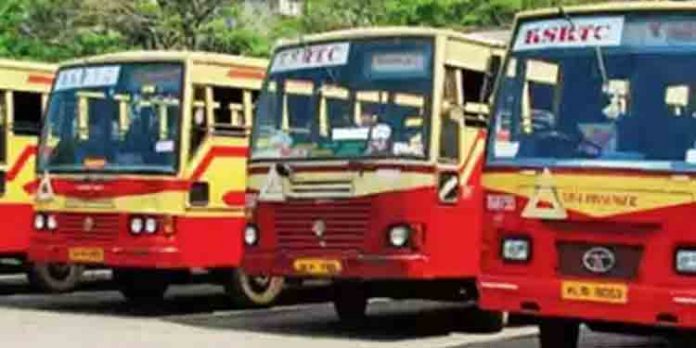പണിമുടക്ക് തകൃതിയായതോടെ ജീവനക്കാര്ക്കെതിരെ നടപടി സ്വീകരിക്കാനൊരുങ്ങി കെഎസ്ആര്ടിസി പണിമുടക്ക് തകൃതിയായതോടെ ജീവനക്കാര്ക്കെതിരെ നടപടി സ്വീകരിക്കാനൊരുങ്ങി കെഎസ്ആര്ടിസി