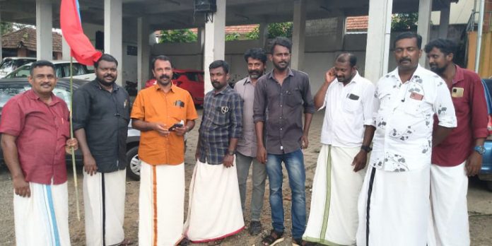 വിദ്വേഷ പ്രസംഗം നടത്തിയ പി.സി ജോര്ജിനെതിരെ എ.ഐ.വൈ.എഫ് പ്രതിഷേധം വിദ്വേഷ പ്രസംഗം നടത്തിയ പി.സി ജോര്ജിനെതിരെ എ.ഐ.വൈ.എഫ് പ്രതിഷേധം