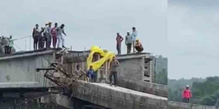 കൂളിമാട് പാലം തകര്ന്ന് വീഴാന് കാരണം യന്ത്രത്തകരാറെന്ന് കിഫ്ബി കൂളിമാട് പാലം തകര്ന്ന് വീഴാന് കാരണം യന്ത്രത്തകരാറെന്ന് കിഫ്ബി