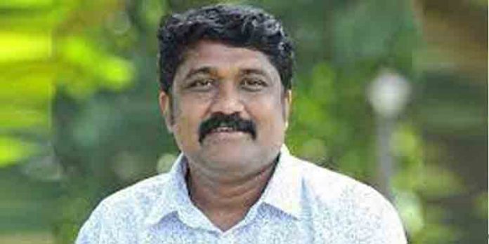 രാജ്യസഭാ എംപിയായി നാട്ടിലെത്തിയ അഡ്വ.എ.എ.റഹീമിന് സ്വീകരണം ഒരുക്കി നാട്ടുകാര് രാജ്യസഭാ എംപിയായി നാട്ടിലെത്തിയ അഡ്വ.എ.എ.റഹീമിന് സ്വീകരണം ഒരുക്കി നാട്ടുകാര്