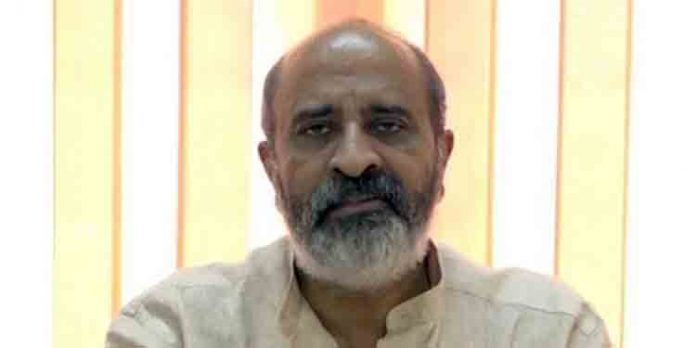 മകളെ… പൊറുക്കു ഞങ്ങളോട്, മറക്കു ഇന്നെന്ന കറുത്ത ദിനത്തെ… ; മാത്യു ടി തോമസ് എംഎല്എ മകളെ… പൊറുക്കു ഞങ്ങളോട്, മറക്കു ഇന്നെന്ന കറുത്ത ദിനത്തെ… ; മാത്യു ടി തോമസ് എംഎല്എ