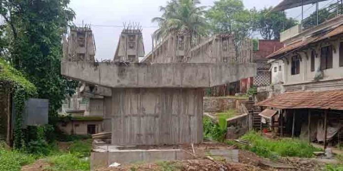 അപ്രോച്ച് റോഡിന് സ്ഥലം ഏറ്റെടുക്കുന്നതില് അമാന്തം ; റാന്നിയിൽ പാലംപണി പാതി വഴിയില് അപ്രോച്ച് റോഡിന് സ്ഥലം ഏറ്റെടുക്കുന്നതില് അമാന്തം ; റാന്നിയിൽ പാലംപണി പാതി വഴിയില്