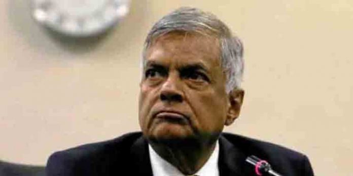 ശ്രീലങ്കയുടെ പുതിയ പ്രധാനമന്ത്രിയായി റെനില് വിക്രമസിംഗെയെ തിരഞ്ഞെടുത്തതായി റിപ്പോര്ട്ട് ശ്രീലങ്കയുടെ പുതിയ പ്രധാനമന്ത്രിയായി റെനില് വിക്രമസിംഗെയെ തിരഞ്ഞെടുത്തതായി റിപ്പോര്ട്ട്